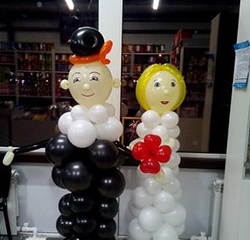 Жених и Невеста из воздушных шаров