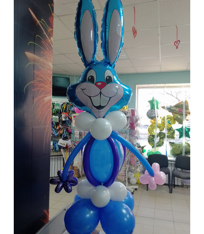 Фигура из воздушных шаров Зайчик