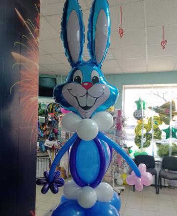 Фигура из воздушных шаров Зайчик